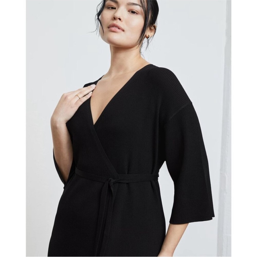 Everlane Women’s Medium Ribbed Wrap Midi Dress in Black NWT